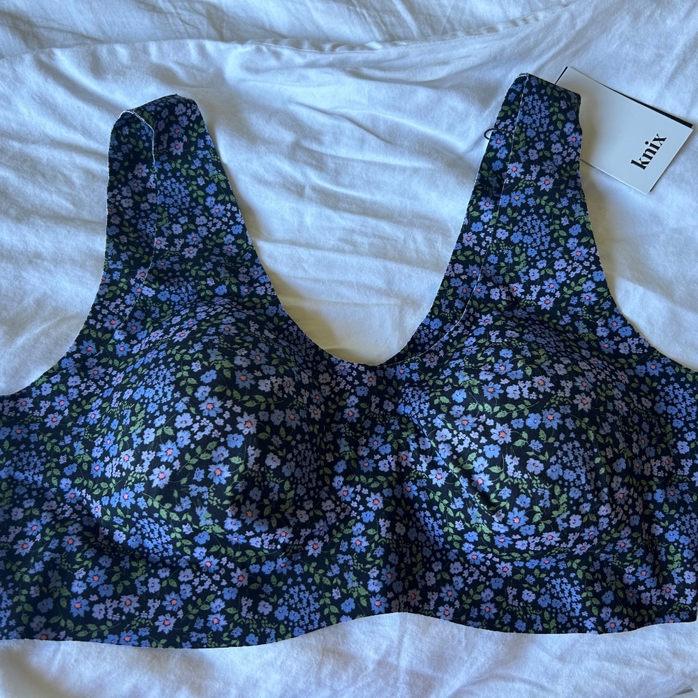 Knix LuxeLift Pullover Bra